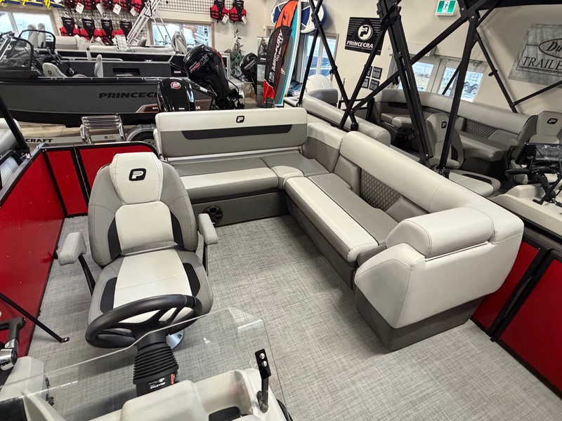 Princecraft Boats  2026 Princecraft Vectra 21 RL Pontoon Boat (Red) Photo