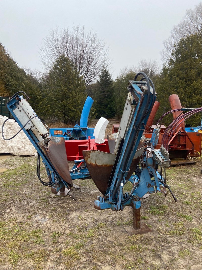 Miscellaneous  Tree Spade - Care Tree Model 636 - 36" Photo