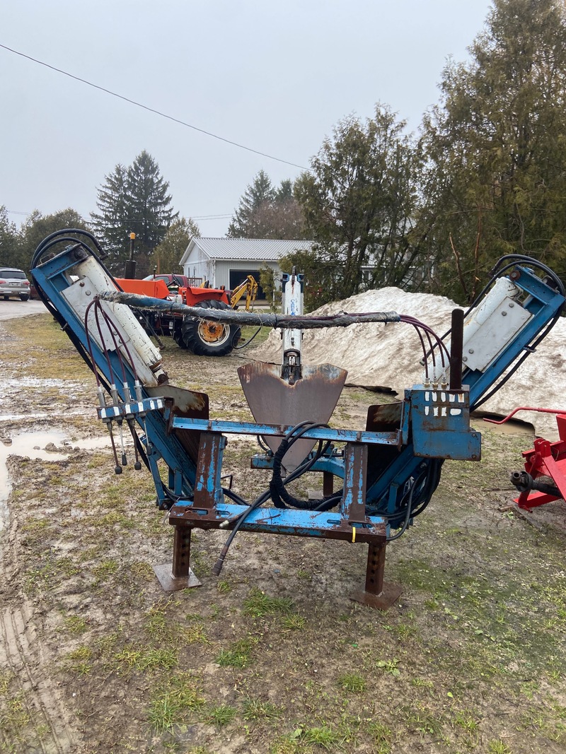 Miscellaneous  Tree Spade - Care Tree Model 636 - 36" Photo