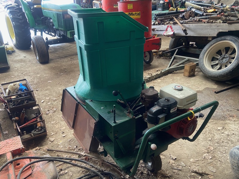 Hay/Forage/Livestock  WIC Bale Chopper Photo