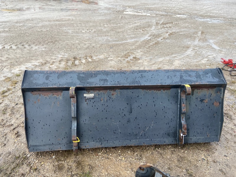 Attachments  Hardy Bucket - 6FT Photo