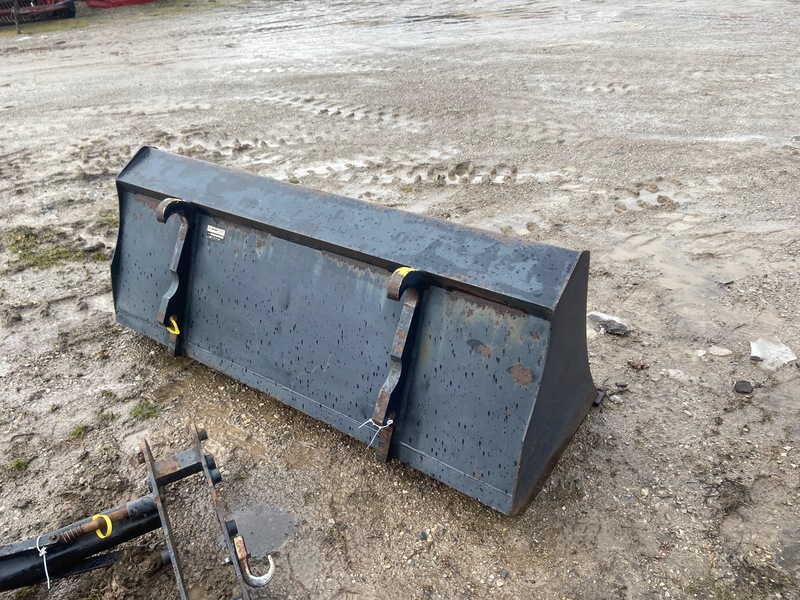 Attachments  Hardy Bucket - 6FT Photo