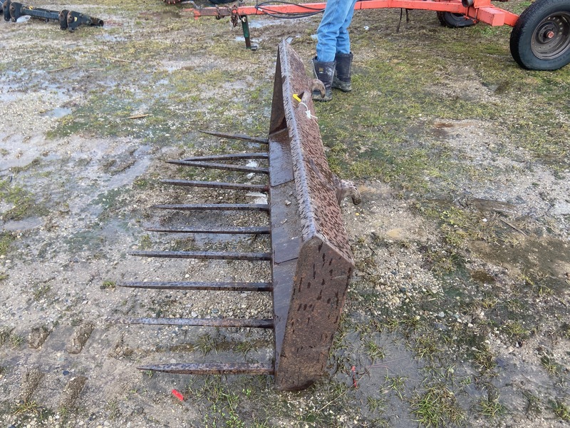 Manure Equipment  Manure Fork - 6FT Photo