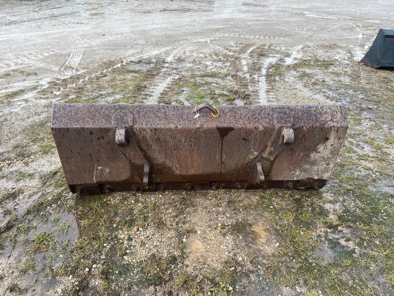 Manure Equipment  Manure Fork - 6FT Photo