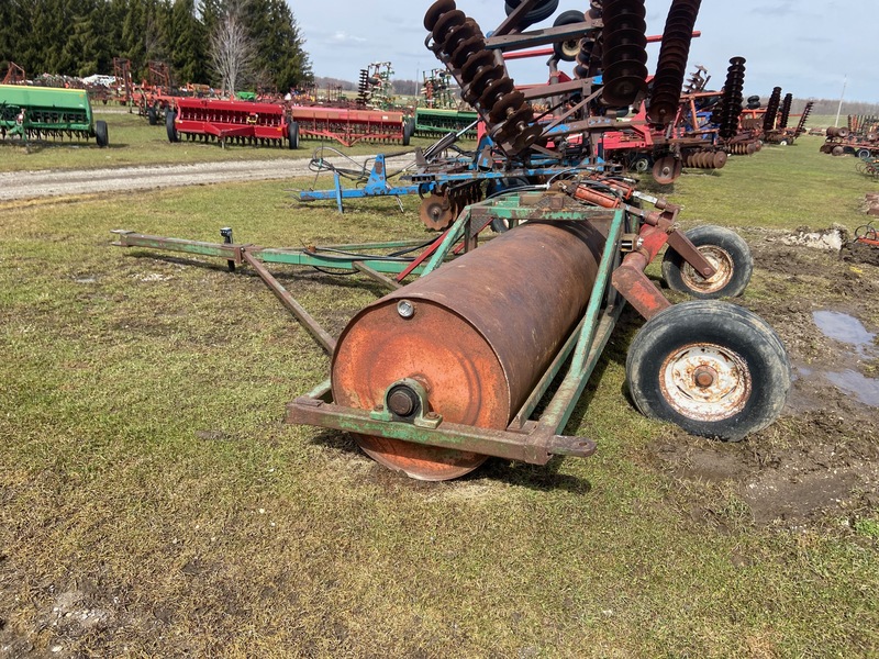 Miscellaneous  Landroller w/ Hydraulic Lift - 17.5FT Photo