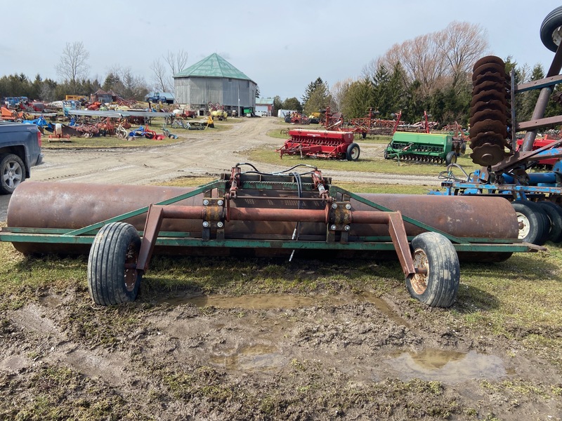 Miscellaneous  Landroller w/ Hydraulic Lift - 17.5FT Photo