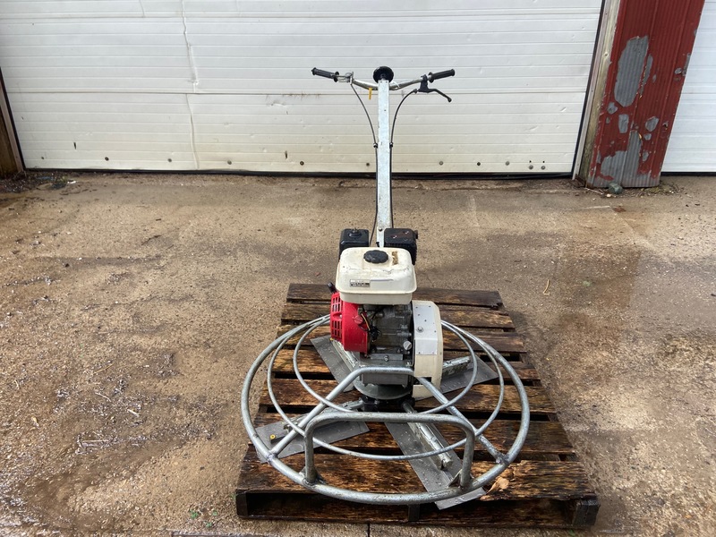 Construction  Power Trowel - Tremix G920B Photo