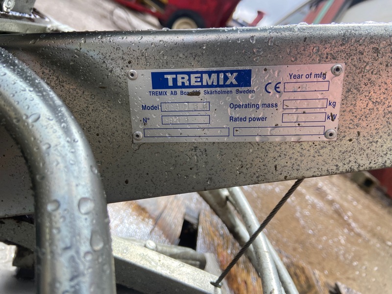 Construction  Power Trowel - Tremix G920B Photo