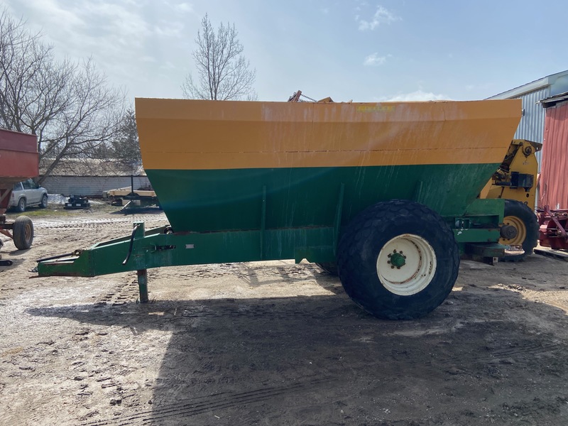 Miscellaneous  Sittler RC Lime-Litter Spreader Photo