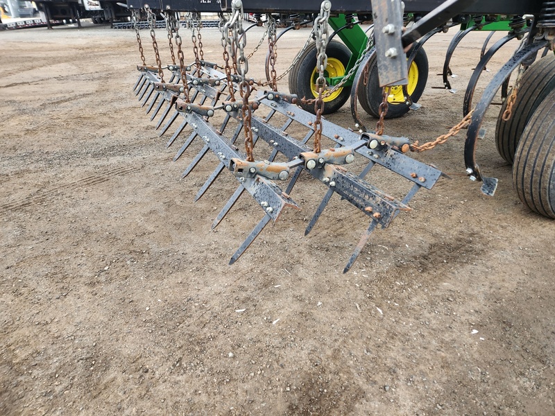 Cultivators  John Deere 980 Cultivator  Photo