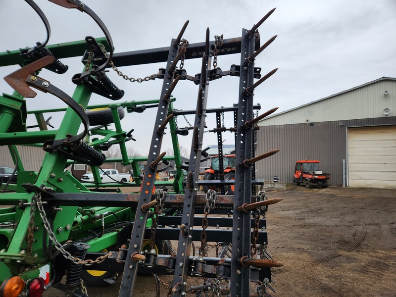 Cultivators  John Deere 980 Cultivator  Photo