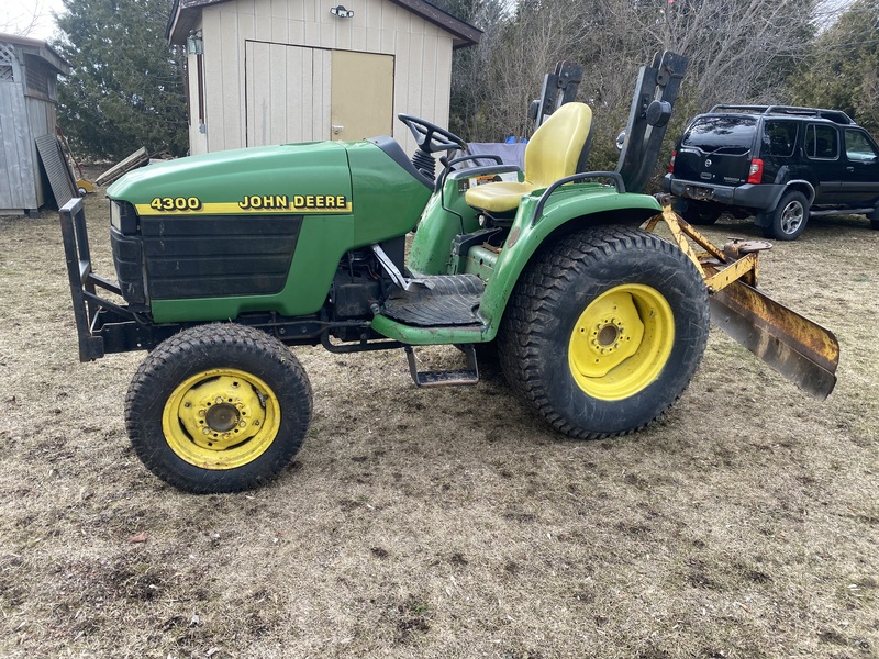 John Deere 4300 Tractor for sale 