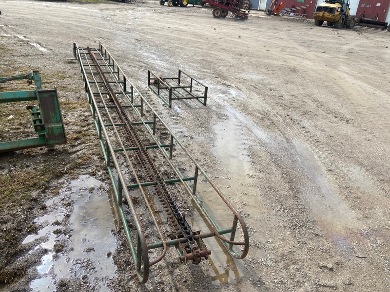 Augers/Conveyers  Electric Pipe Elevator - 22FT Photo