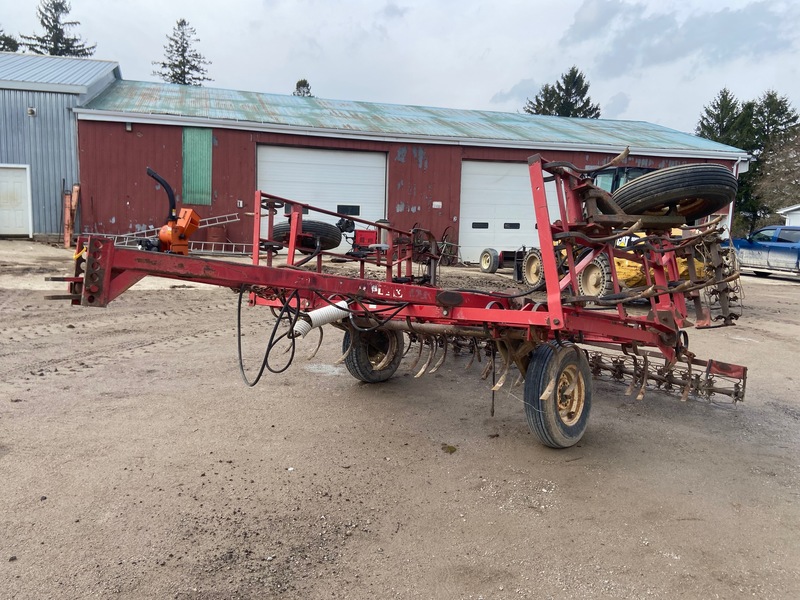 Tillage - Cultivators  Kongskilde Cultivator - 16FT Photo