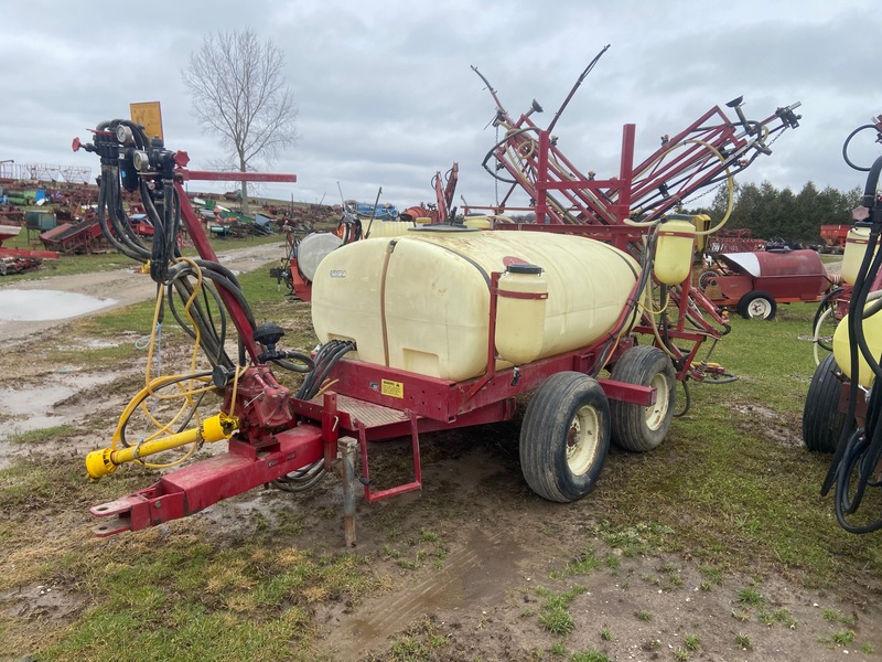 Hardi Sprayer - 500 Gal