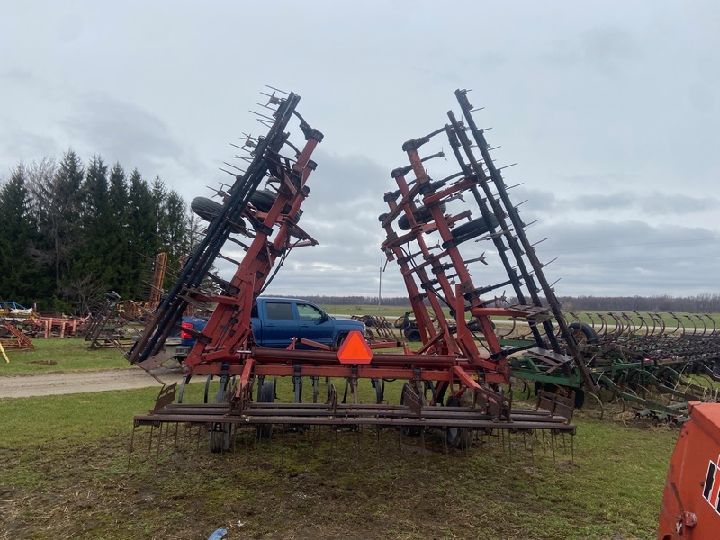 Tillage - Cultivators  CIH 4800 Cultivator - 30FT Photo