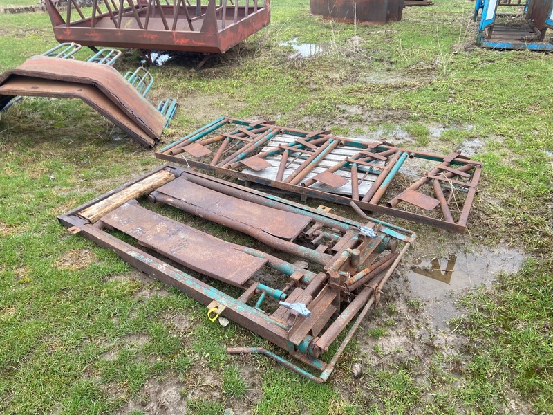 Hay/Forage/Livestock  Cattle Head Gate Photo