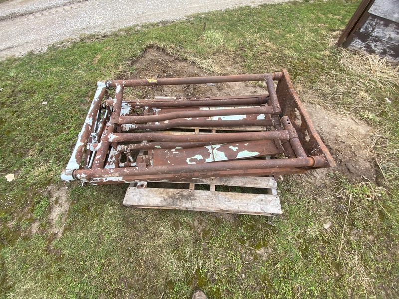 Hay/Forage/Livestock  Cattle Head Gate Photo