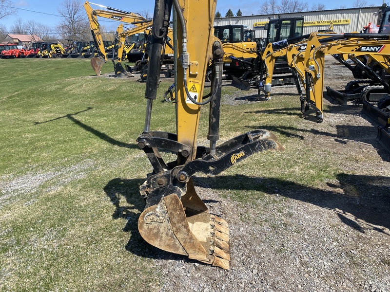 Sany SY35U Excavator for sale - only 660 hrs 