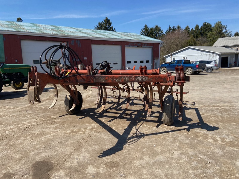Tillage - Plows  Mohawk Chisel Plow Photo