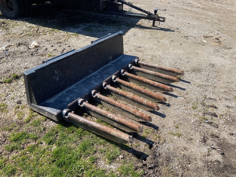 Attachments  Rock Fork Digger - 5.5FT Photo