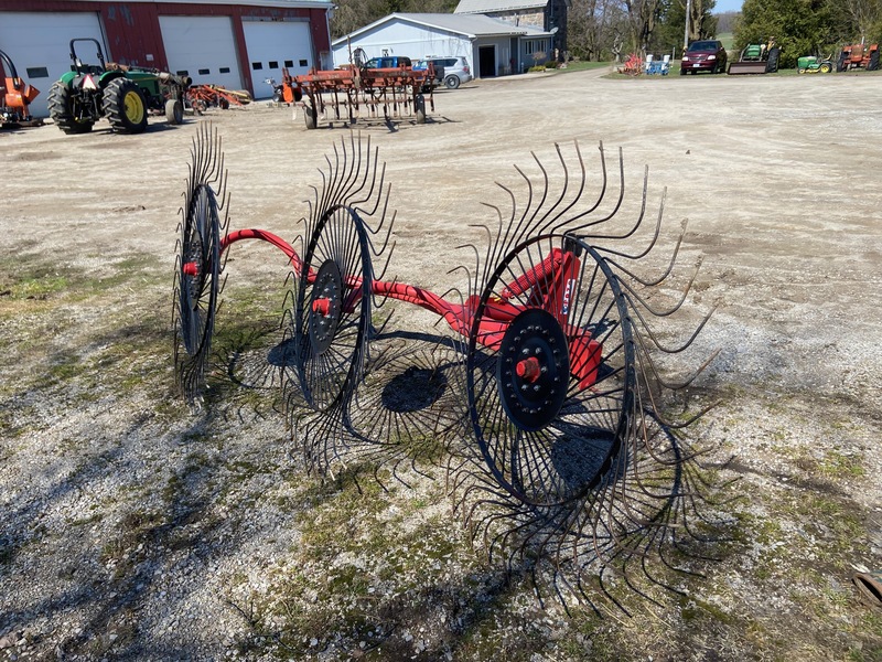 Hay/Forage/Livestock  Faza 3 Wheel Rake Photo