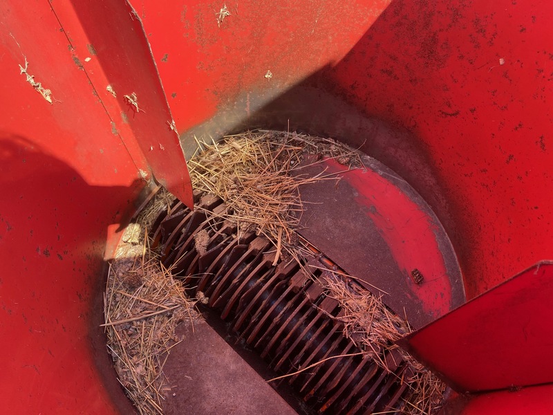 Hay/Forage/Livestock  Agrimetal Bale Chopper Photo