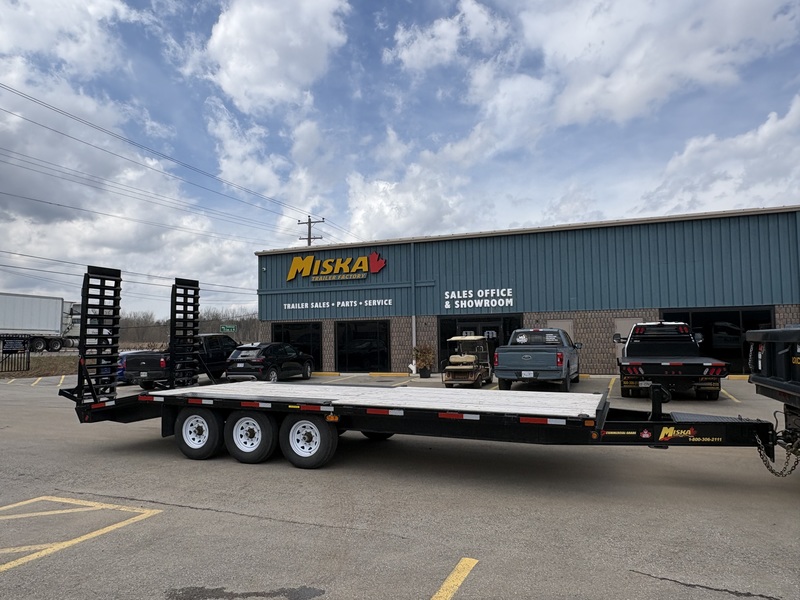 2024 Miska 10 Ton Tri-Axle Flatbed Trailer