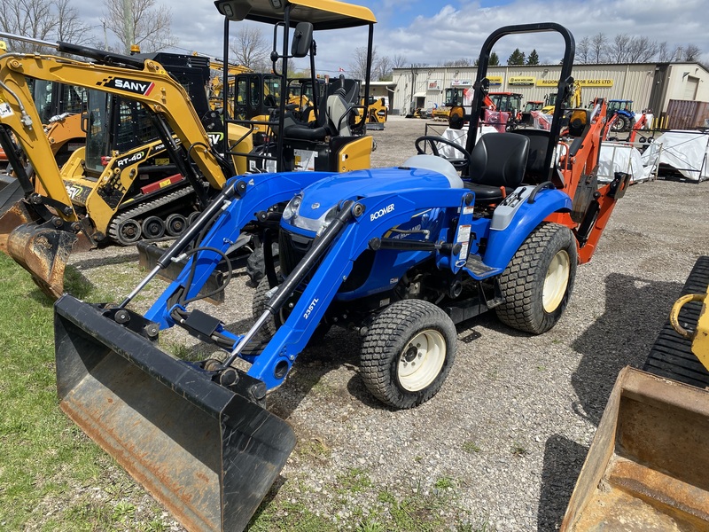New Holland Boomer 25 Tractor Loader Backhoe