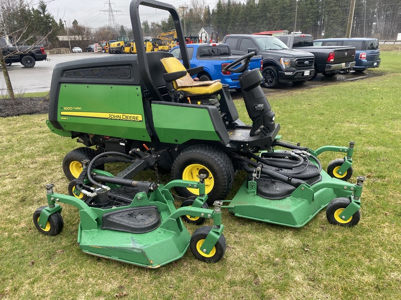 John Deere 1600 Diesel Mower for sale 