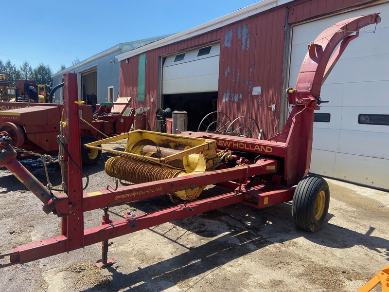 New Holland 770 Harvester