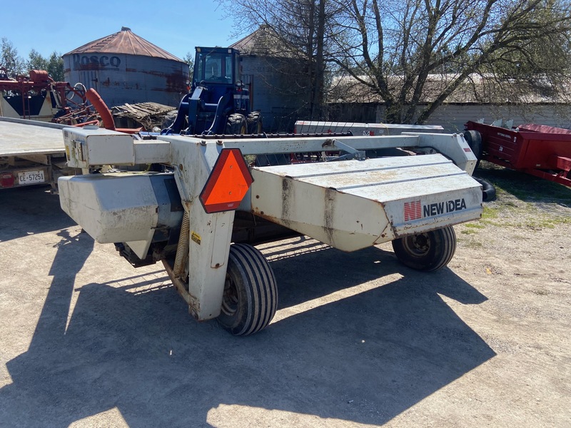 Hay/Forage/Livestock  New Idea 5109 Mower Conditioner Photo
