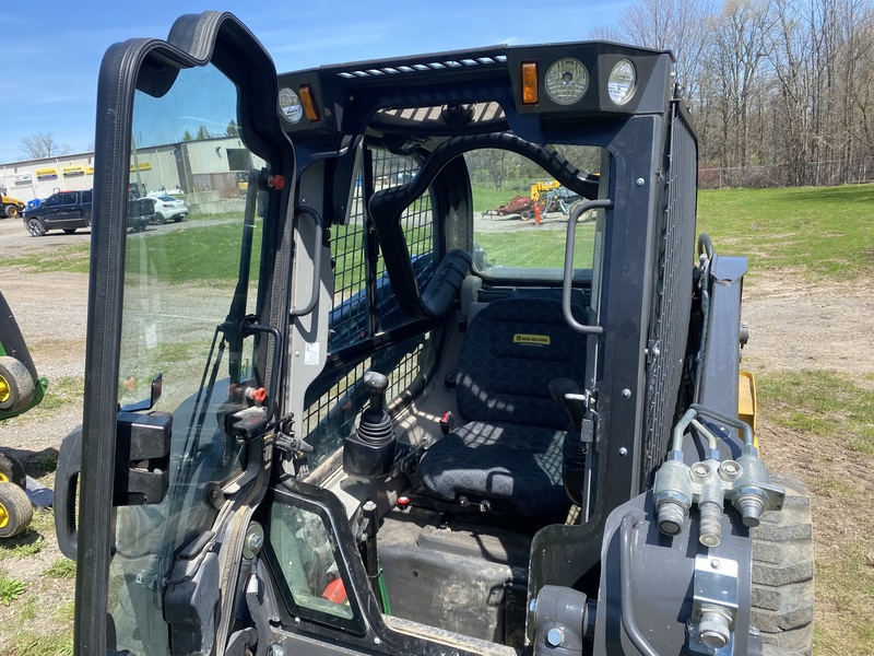New Holland L320 Skid Steer Loader for sale 