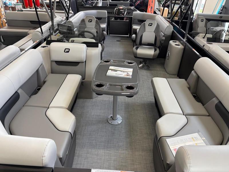 Princecraft Boats  2026 Princecraft Vectra 21' QL Sport Configuration (Charcoal) Photo
