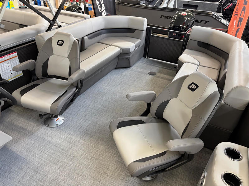 Princecraft Boats  2026 Princecraft Vectra 21' QL Sport Configuration (Charcoal) Photo