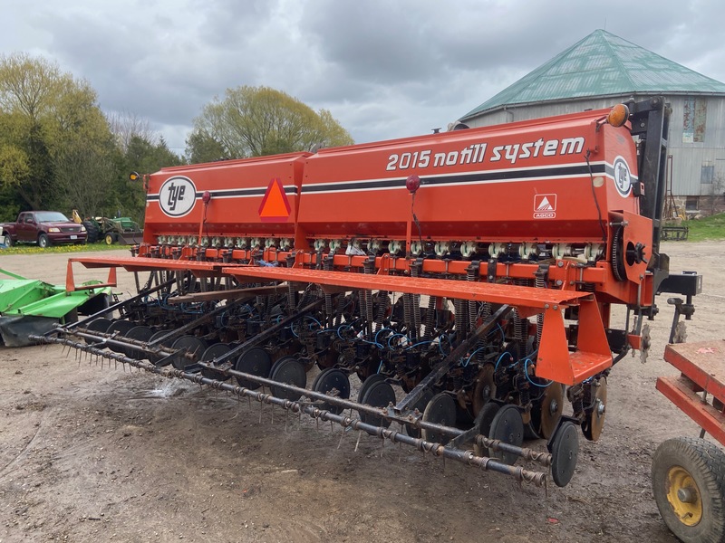 Planting  Tye-Agco 2015 No-Till Drill - 15FT Photo