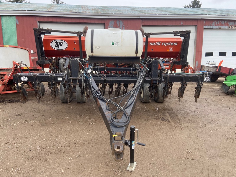 Planting  Tye-Agco 2015 No-Till Drill - 15FT Photo