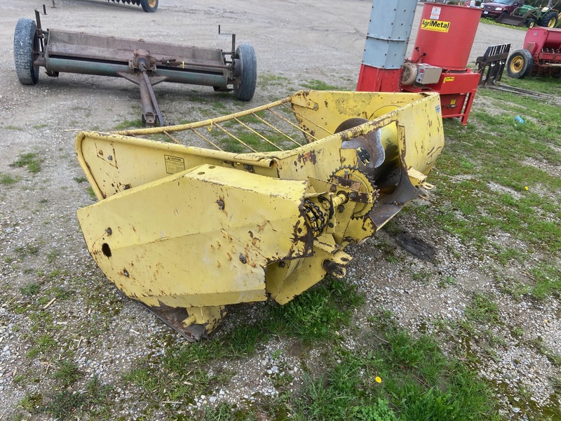 Hay/Forage/Livestock  NH 880W Hay Pick Up Head - 6FT Photo