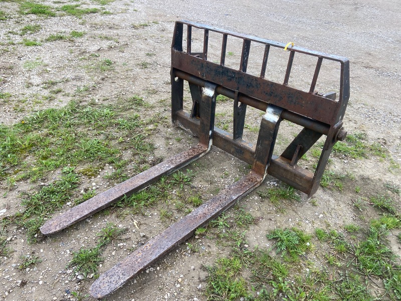 Attachments  Euro Pallet Forks - Heavy Duty Photo