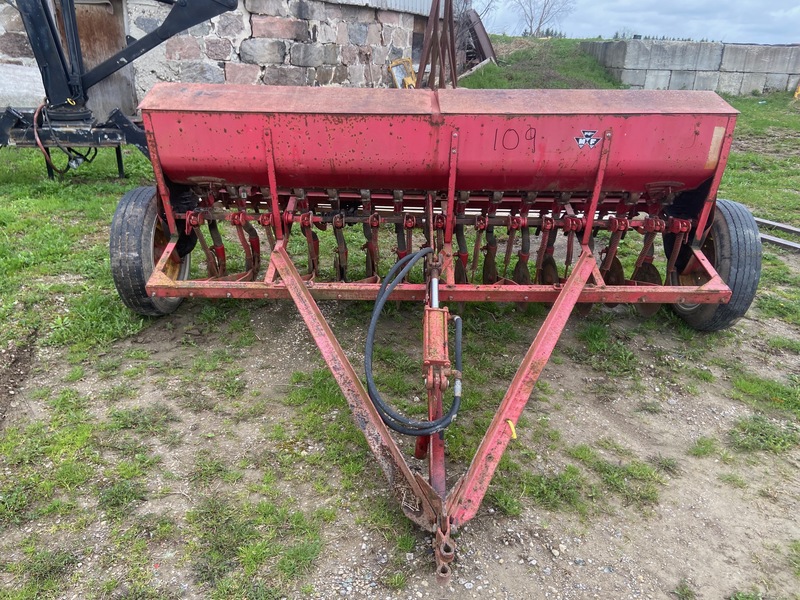 Planting  Massey Ferguson 33 Seed Drill - 15 Run Photo