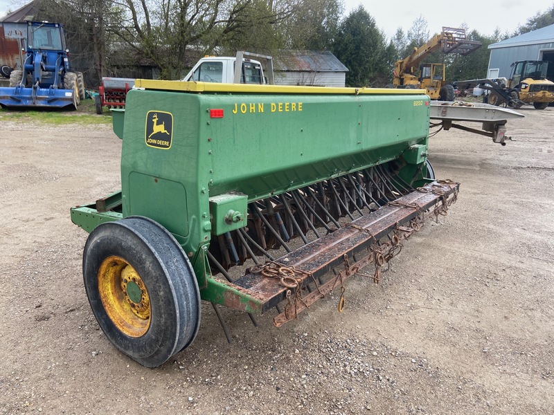 Planting  John Deere 8250 Seed Drill - 18 Run Photo