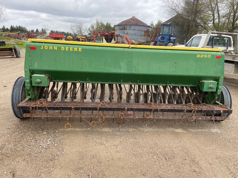 Planting  John Deere 8250 Seed Drill - 18 Run Photo