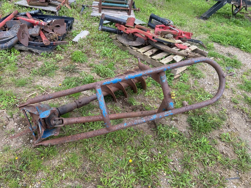 Miscellaneous  Ford 903 Post Hole Auger - 12" Photo