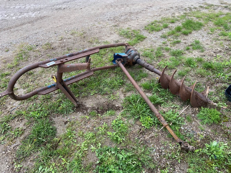 Miscellaneous  Ford 903 Post Hole Auger - 12" Photo