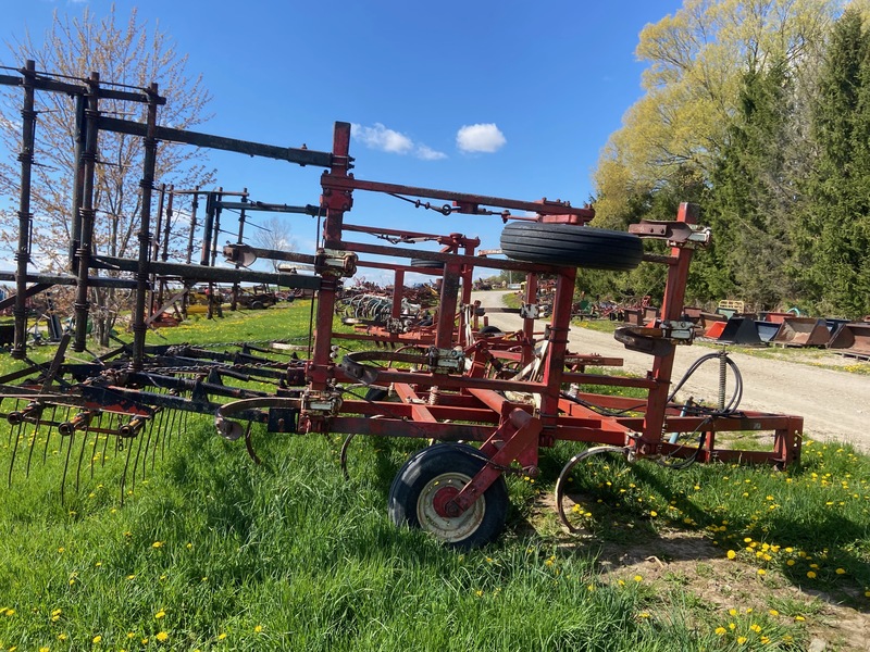 Tillage - Plows  22FT International Harvester Chisel Plow Photo