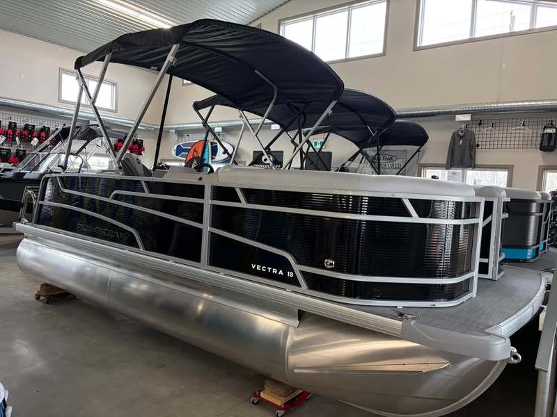 2026 Princecraft Vectra 19' L (Black)