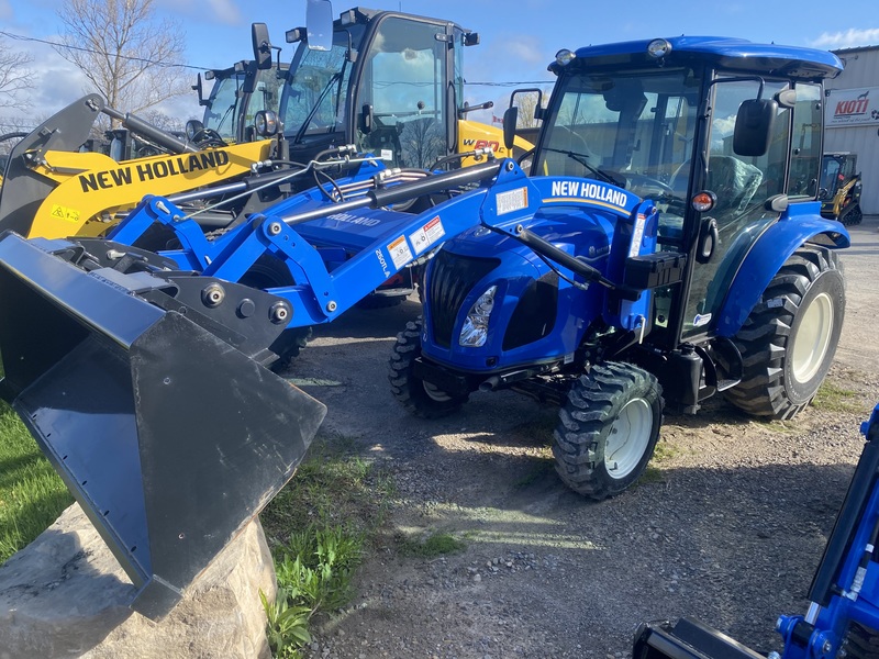 New Holland Boomer 40 Compact Tractor Loader
