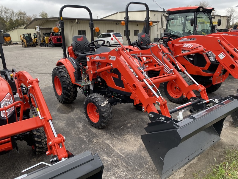 Kioti CX2510 Compact Tractor Loader for sale 