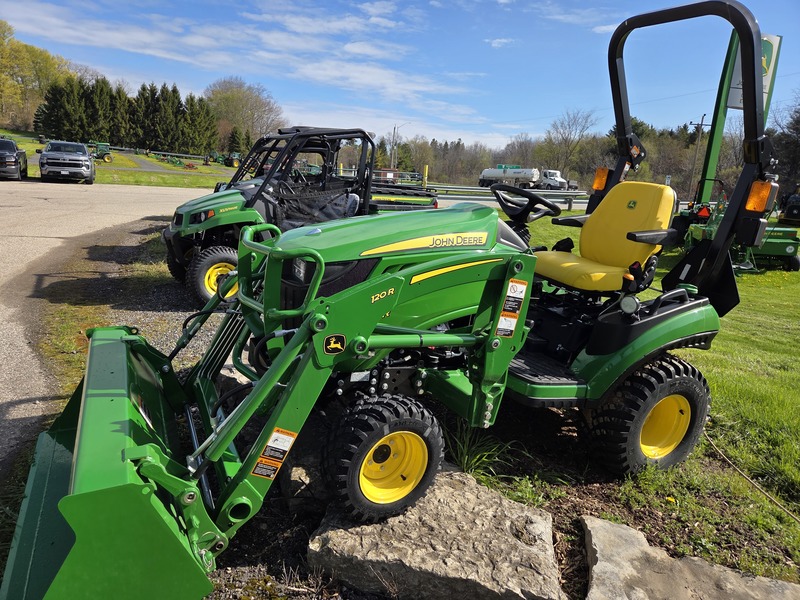 Tractors  2026 John Deere 1025R Utility Tractor Photo