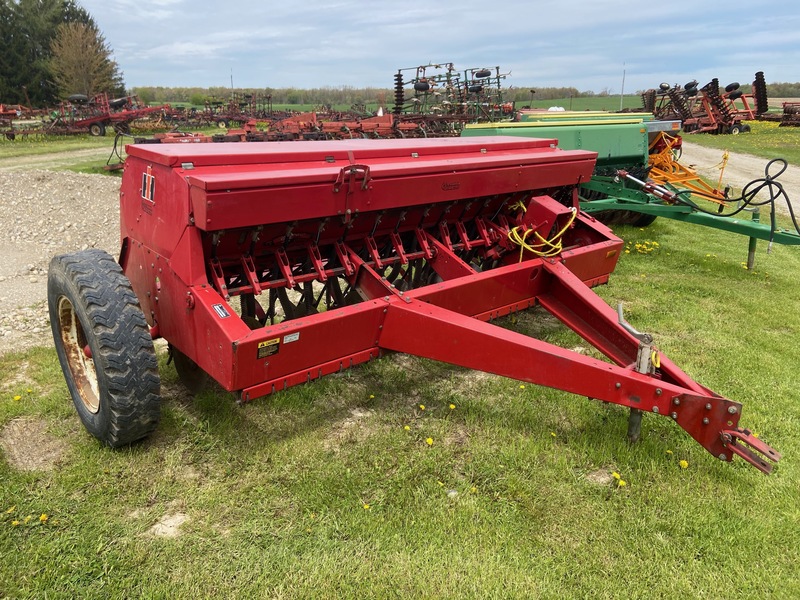 International Harvester 5100 Seed Drill